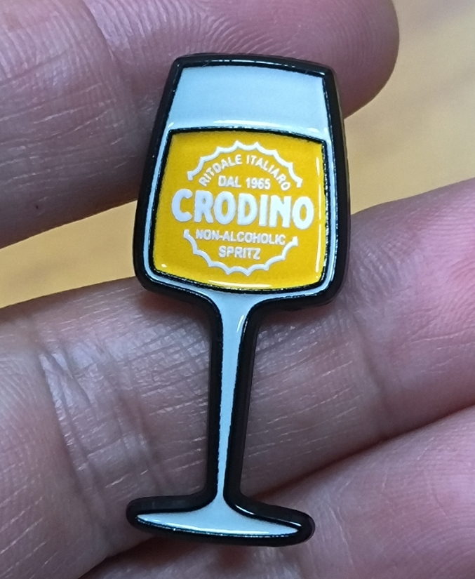 Otro pin de Crodino